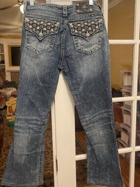 Miss Me Mini Flower Mid-Rise Bootcut Jeans 31